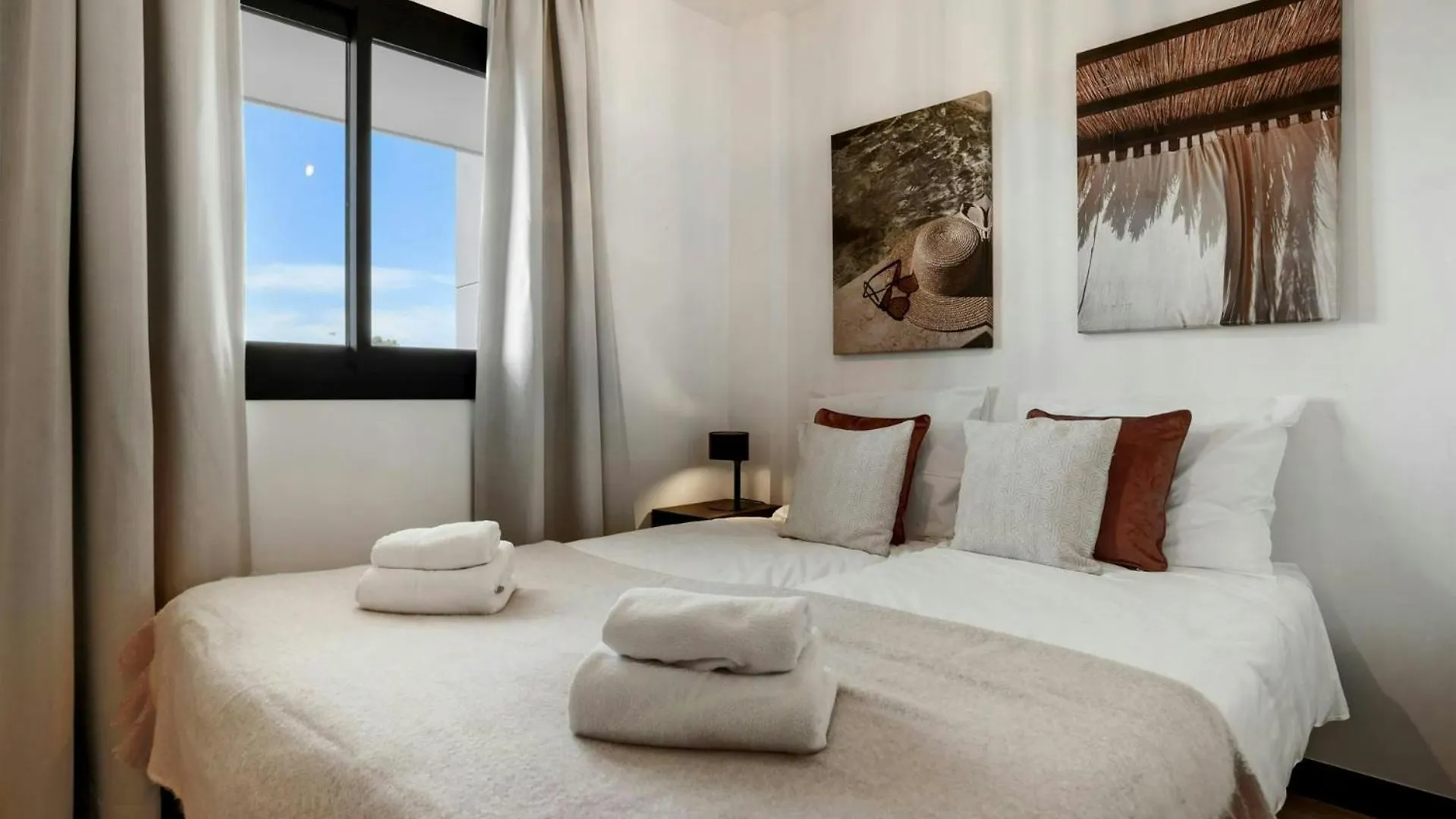 Moderno Apartamento De 4 Hab. Con Vistas Bonitas Fuengirola
