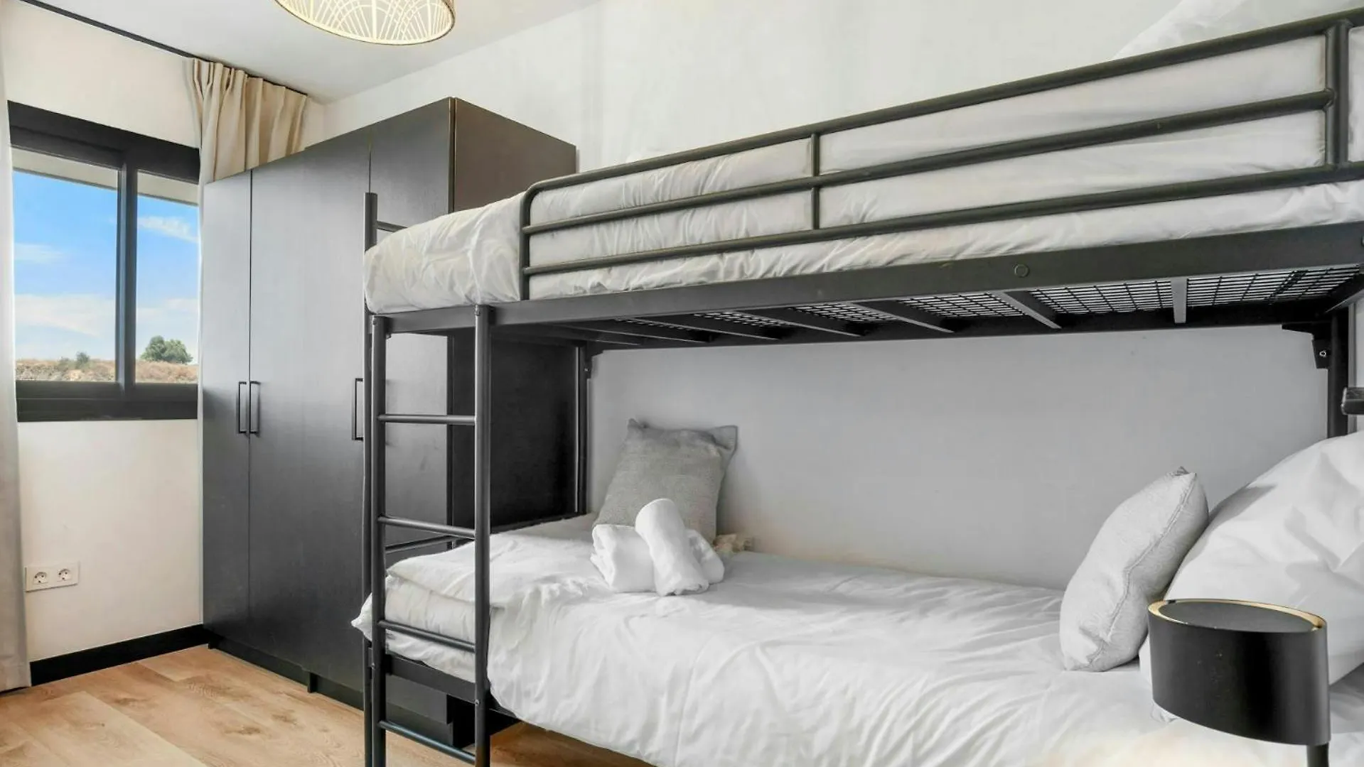 Moderno Apartamento De 4 Hab. Con Vistas Bonitas Fuengirola